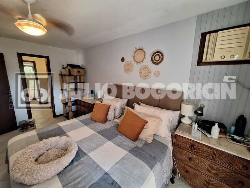 028 FOTO. - 28