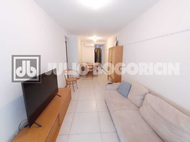 FOTOS 9 - 10