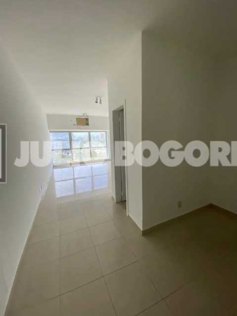 24355480-8cad-4629-8403-eaf192 - 9