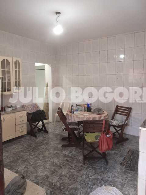 ABEA71F4-FFBC-4571-854B-8346EC - 18