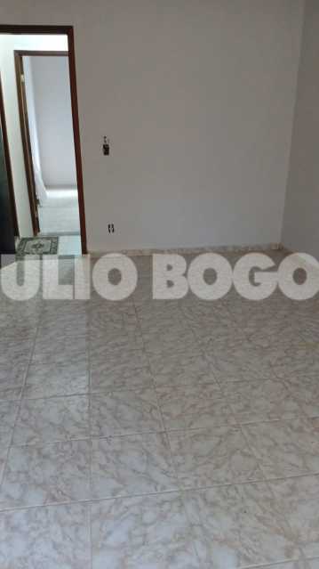 C960F4E3-9237-4B59-B419-825055 - 19