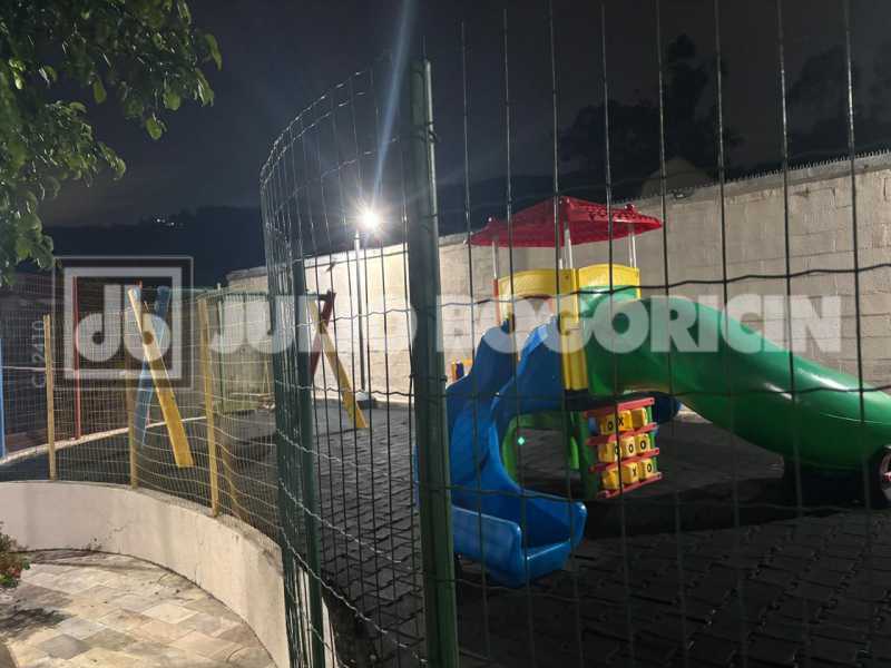 parquinho. - 18