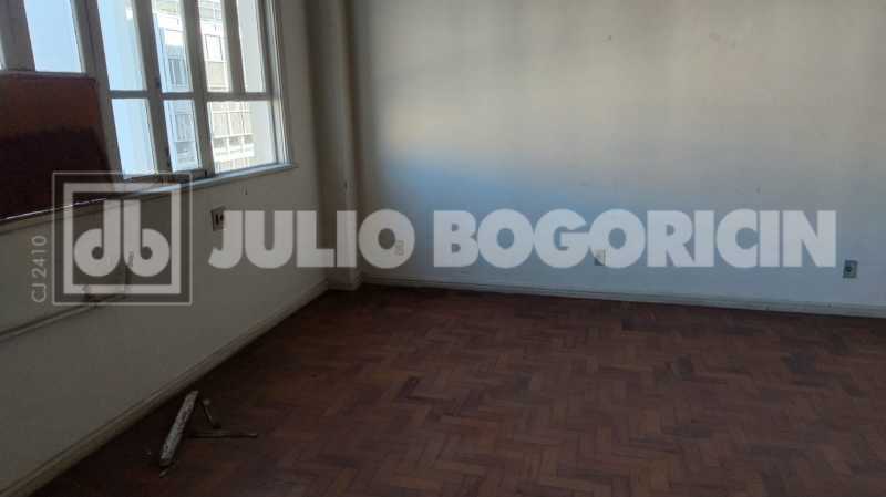 WhatsApp Image 2025-05-15 at 1 - 3