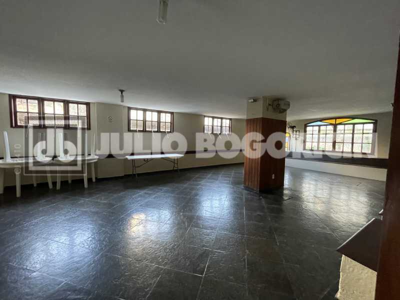 96CE4E8E-761D-402A-8D9B-6EA653 - 16