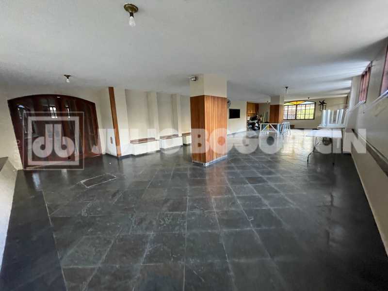 CC6B555E-6FBF-4551-9499-A1D068 - 17