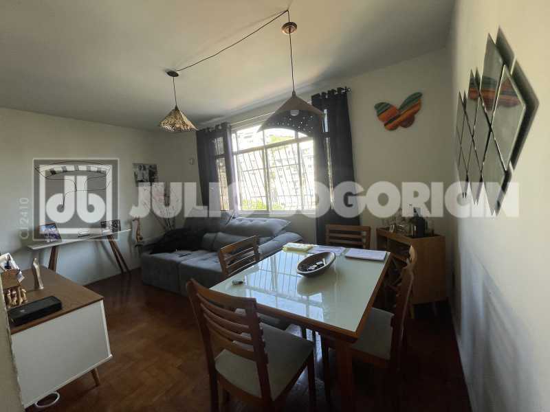 7A5425A0-F271-48C8-BDBF-DC3499 - 3