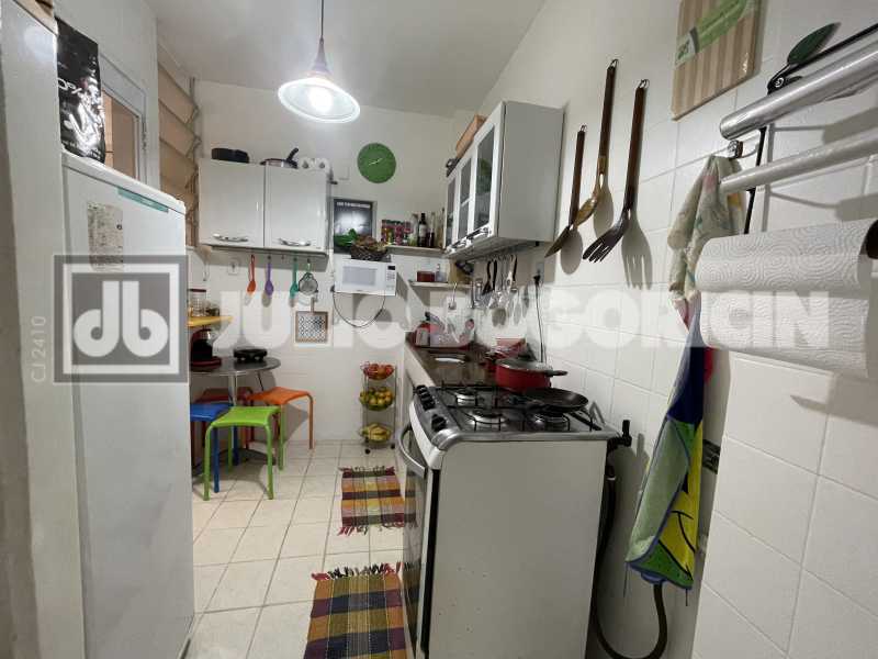 6E38A0F7-6670-4230-9D4A-96133A - 13