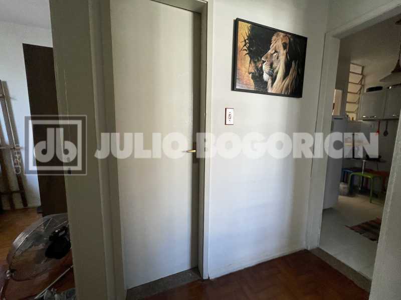 3032DEC2-965D-465E-BFD8-CA9C68 - 6