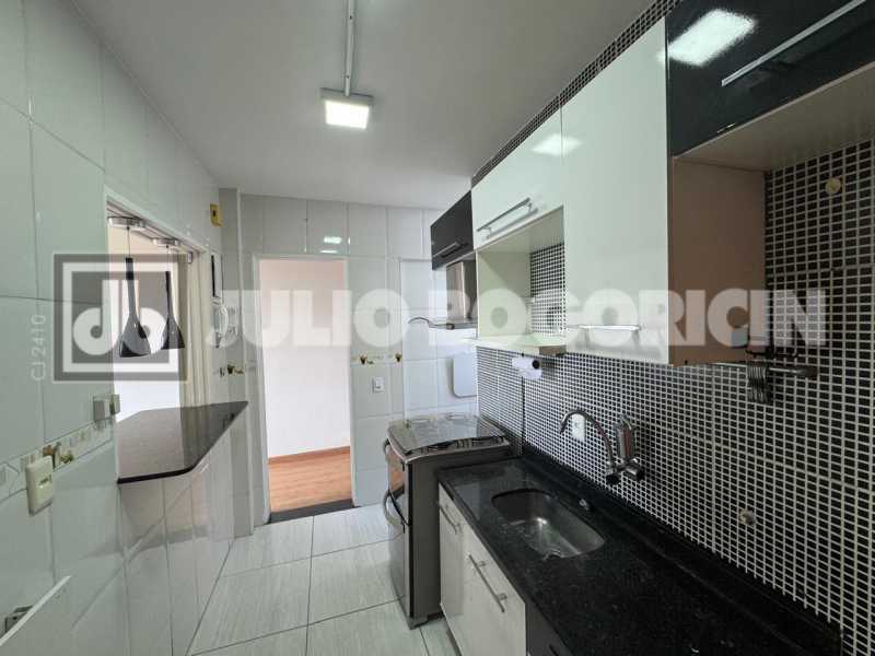 Conheça 11jardimguanabarasala2quartoss do imóvel - Ilha do Governador - Jardim Guanabara - VENDA - Apartamento - 2 Quartos (Suíte) - Vaga de Garagem - Julio Bogoricin - JBI200042 - 11 11jardimguanabarasala2quartoss - 11