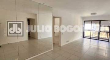Oportunidade - BARRA DA TIJUCA CONDOMINIO RESIDENCIAL BARRA MARINA SALA 2 AMBIENTES 2 QUARTOS SENDO 1 SUITE BANHEIROS COM ARMARIOS COZINHA COM ARMARIOS 1 VAGA - JBB216389