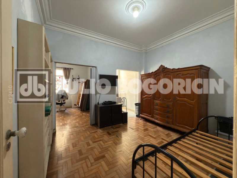Quarto 2 - 21