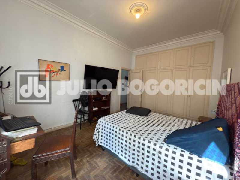 Quarto 4 - 30