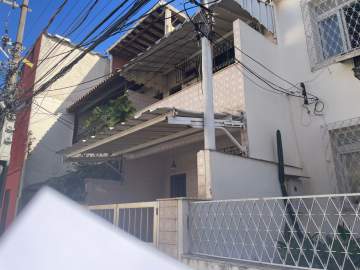 Ilha do Governador - Portuguesa - ALUGUEL - Casa Duplex - Condomínio Fechado - 2 Quartos (Suíte) - Varanda - Churrasqueira - Vaga de Garagem - Julio Bogoricin - JBI61588
