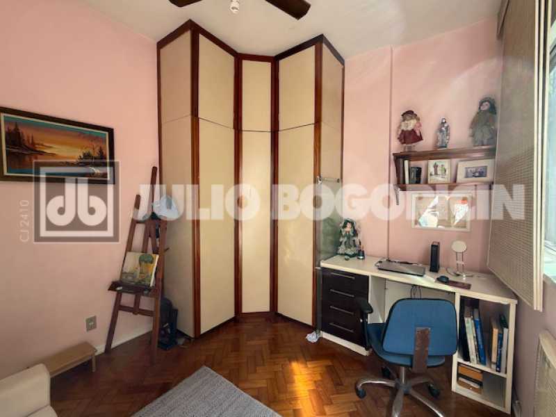 Quarto 2 - 18