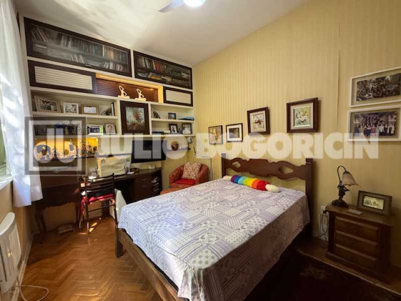 Quarto 3 - 28