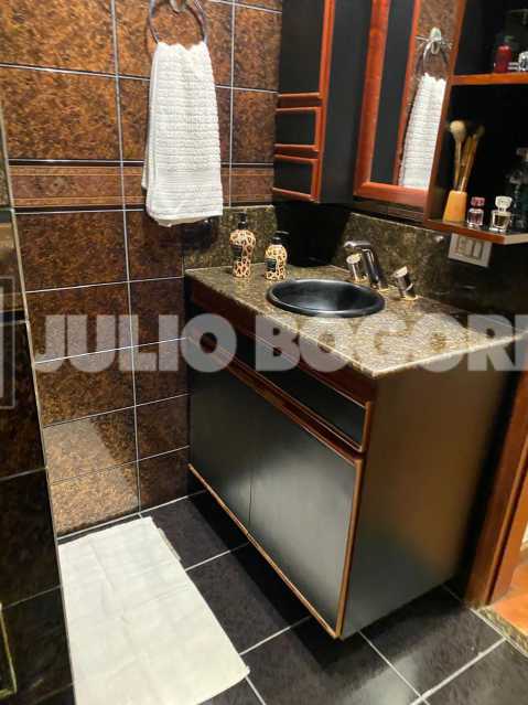 13FrenteColegioMilitar3quartos - 13