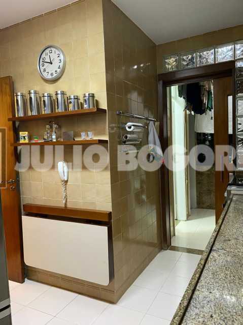 18FrenteColegioMilitar3quartos - 18