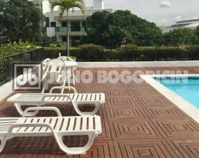 24FrenteColegioMilitar3quartos - 25