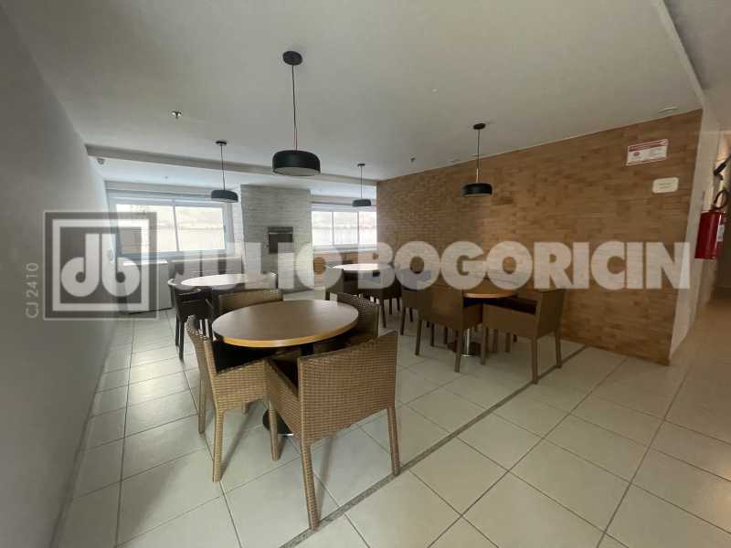 ECF300C9-90CF-4194-9524-25756D - 25