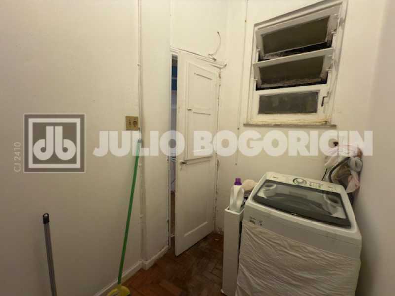 Quarto de Serviço - 27
