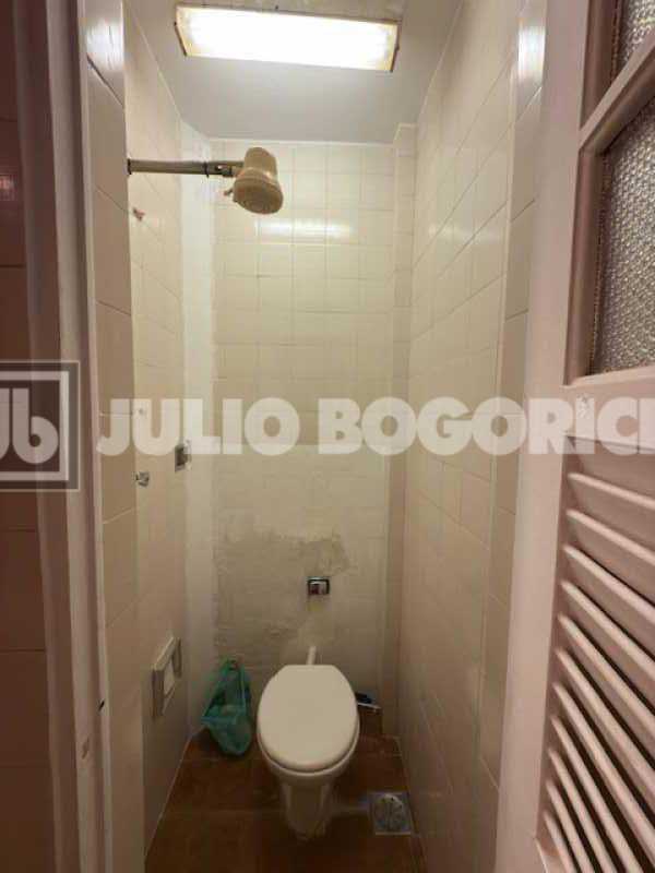 Banheiro de Serviço - 28