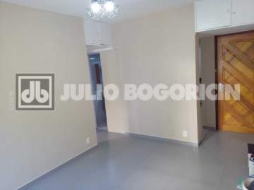 Imperdível - Maravilhoso Apartamento Taquara 2 quartos Todo Reformado.Piso Porcelanato Com infra.Vale a visita! - JBJ203929