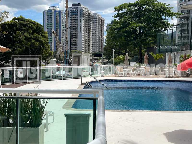 c27a5b97-a2d7-4709-a7b3-c14a41 - 4