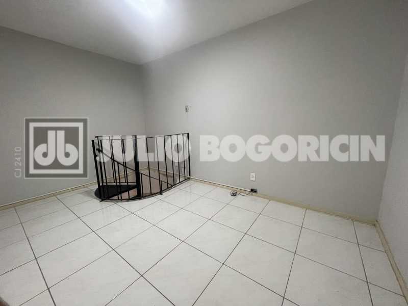 BE14B545-6292-46C2-A422-97B639 - 8