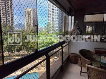 Imperdível - BARRA DA TIJUCA LUCIO COSTA ALFA BARRA APARTAMENTO 2 QUARTOS COM DEPENDÊNCIAS TOTAL INFRA - JBB216399