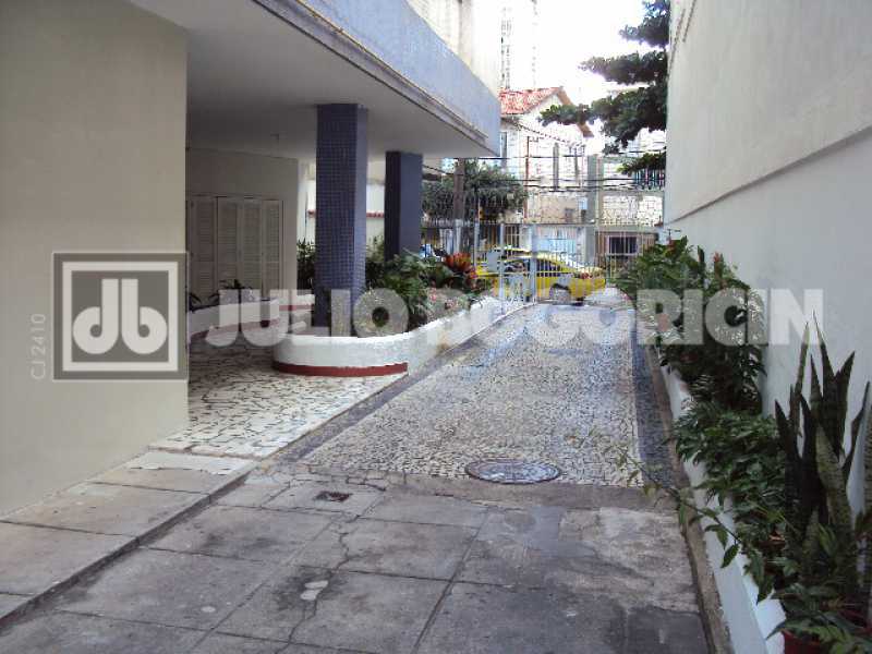 30RIBEIRO GUIMARAES-SALA - 2QU - 30