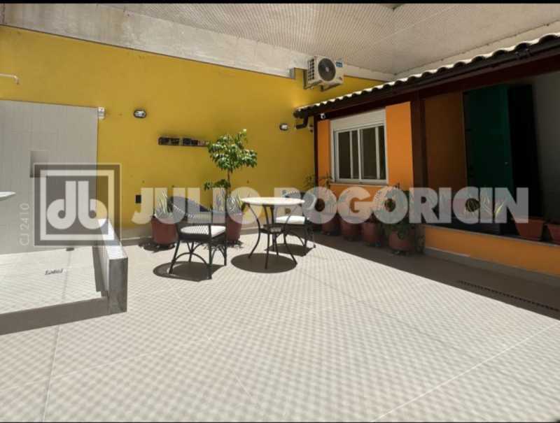 1 - Apartamento de 3 quartos a - 1