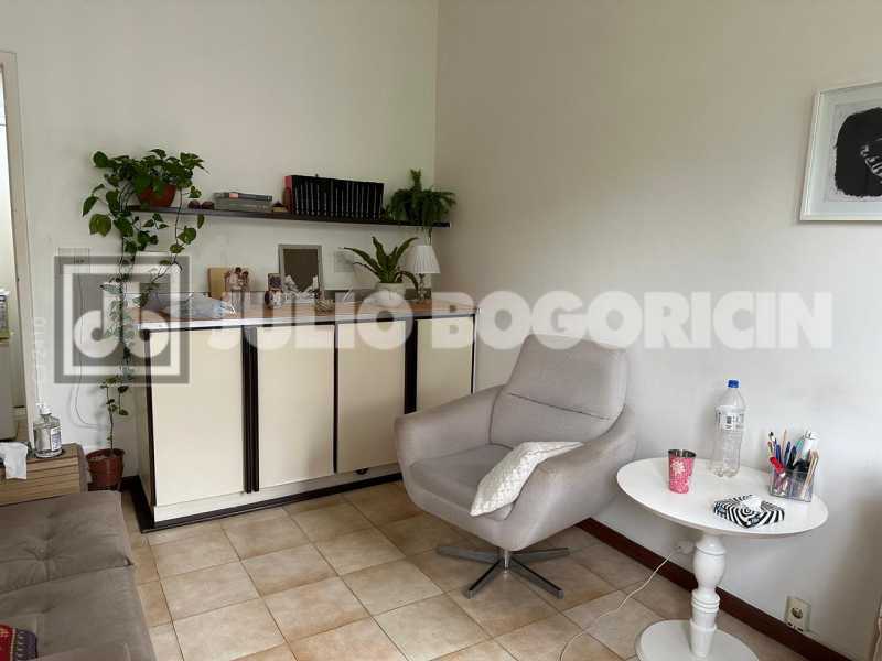 11 - imovel comercial em Botaf - 12