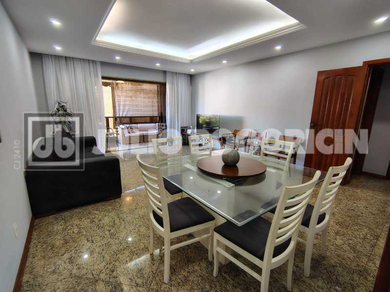 sala6 - 6