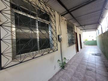 https://www.juliobogoricin.com/imovel/engenho-de-dentro-casa-linear-a-venda-2-quartos-varanda-terraco-julio-bogoricin/JBM607682 - JBM608192