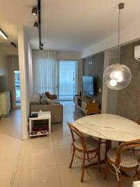 Lindo apto com varanda em Botafogo,com 2 quartos,suíte e vaga, Prédio com infraestrutura de lazer completa. - JBF29239