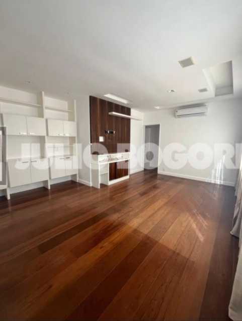 4 - Apartamento a venda em Ipa - 4
