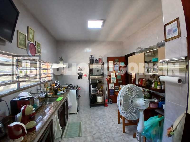 CASA R TENENTE CORONEL MUNIZ D - 16