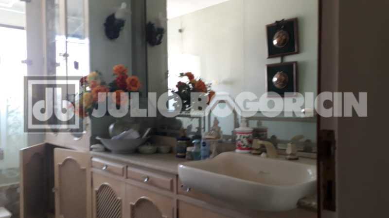 WhatsApp Image 2025-04-12 at 1 - 20