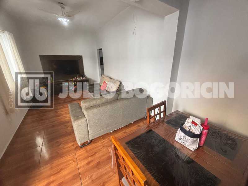 4b72b813-0a3e-4665-a540-ffa502 - 5