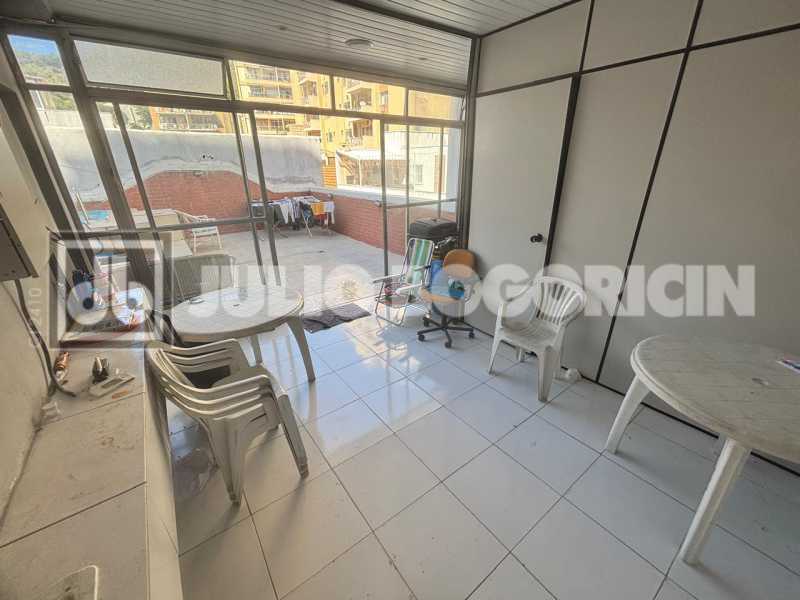 bdd55ab0-23e9-4706-a966-221302 - 25