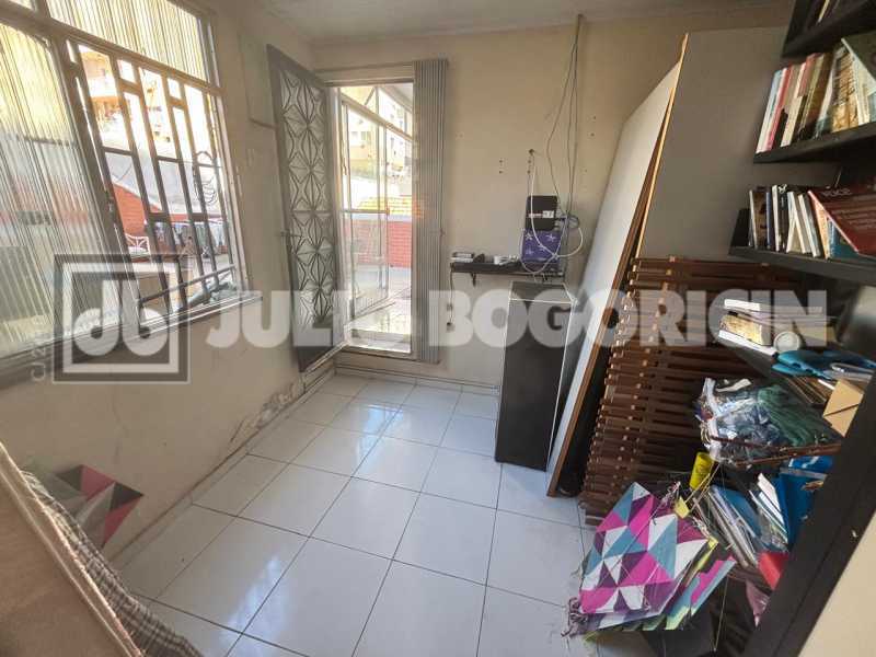 f8dc7da5-b935-4387-aaa1-5f8c5e - 22