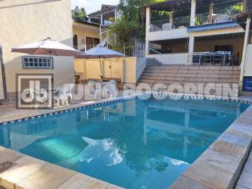 Casa de rua : Duplex / Residencial / Freguesia (Jacarepaguá) - JBJ601802