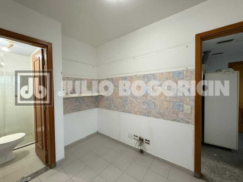 Quarto de Serviço - 34