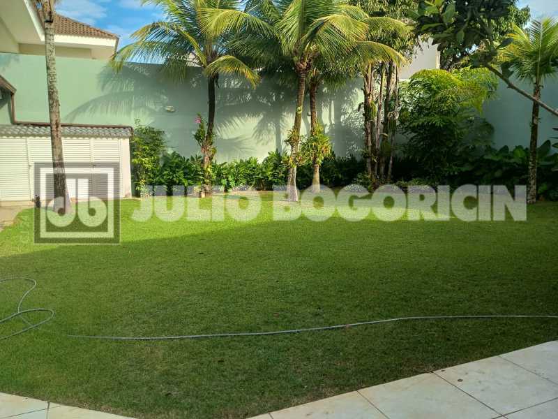 JARDIM. - 4