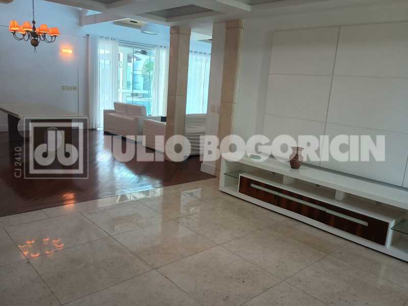 SALA BOM TB. - 16