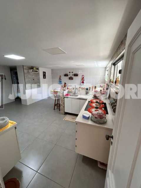 CASA 4.8 MILÃO BARRA 21 - 21