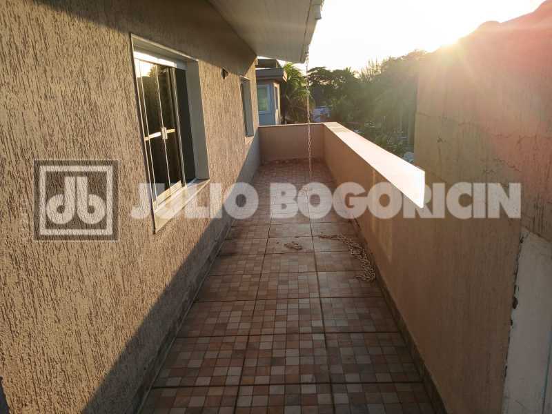 CASA LAGOA MAR TERCEIRO PISO 1 - 16