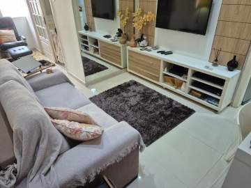 Ótima localização - Copacabana, quarto suíte, reformadíssimo, andar alto, vista livre - JBC101977