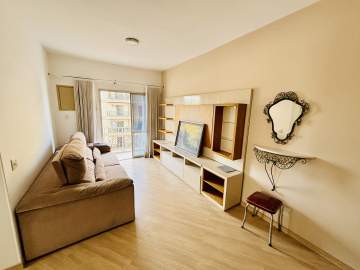 Imperdível - Excelente apartamento, 2 quartos, varanda, , vaga de garagem escriturada. Prédio com piscina, próximo à Praça Varnhagen. - JBAP211014