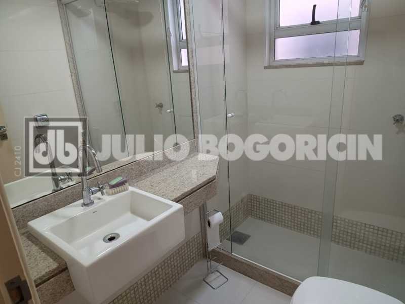 18saladoisquartossuitebanheiro - 18